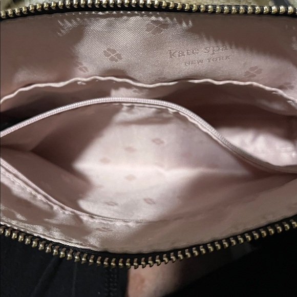 EUC Leather Kate Spade Run Around Medium Crossbody Bag, Black w/Gold Hardware - Picture 4 of 6